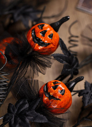 Black Horror Pumpkin Pruning Flower bouquet
